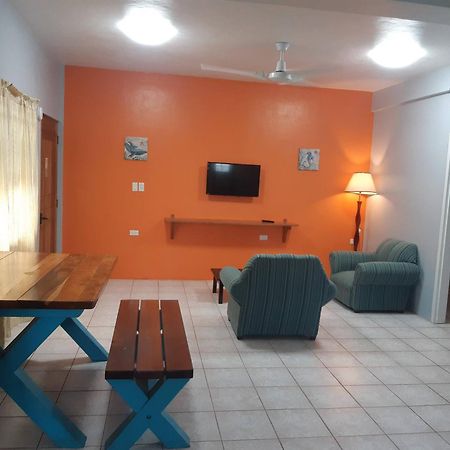 Rachel Land Apartment Caye Caulker Bagian luar foto