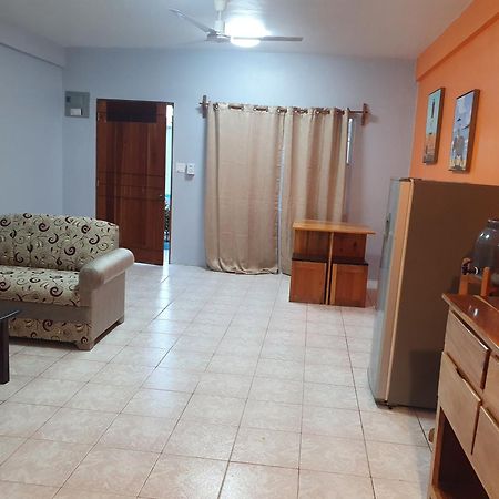 Rachel Land Apartment Caye Caulker Bagian luar foto
