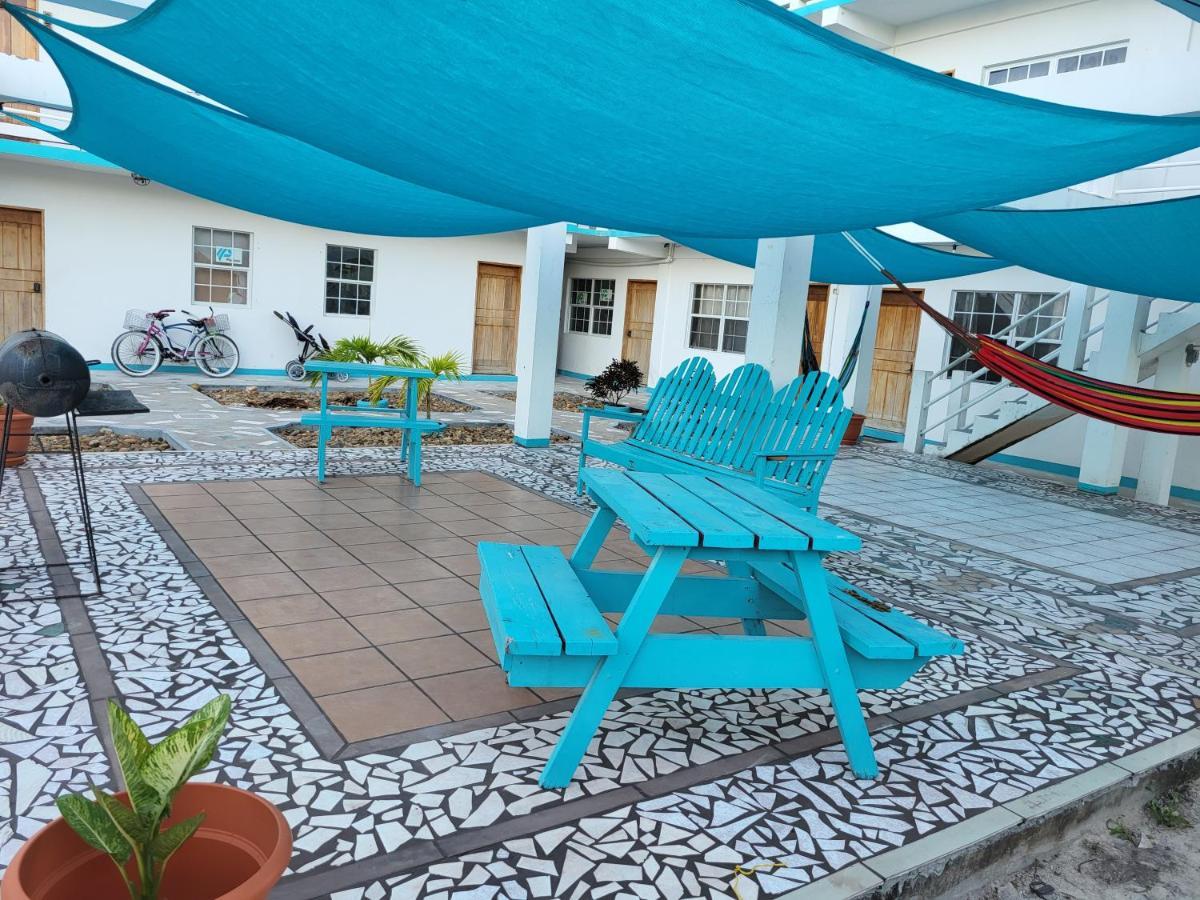Rachel Land Apartment Caye Caulker Bagian luar foto