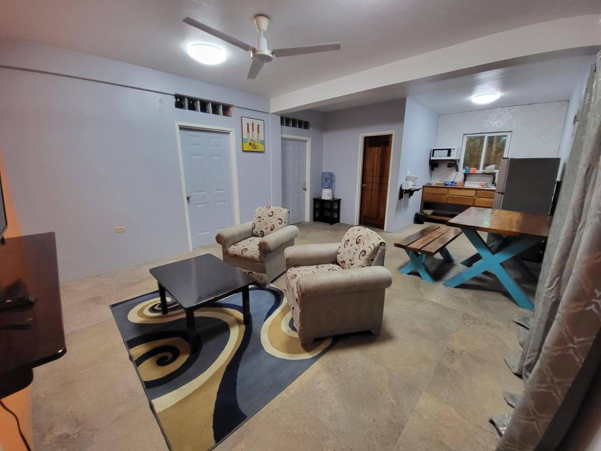 Rachel Land Apartment Caye Caulker Bagian luar foto