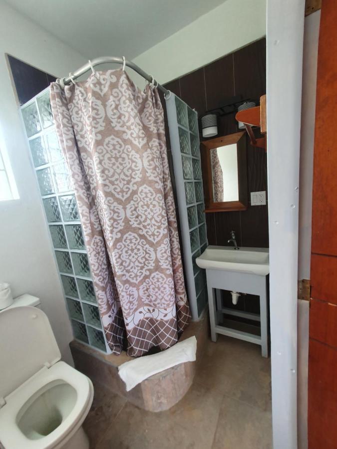 Rachel Land Apartment Caye Caulker Bagian luar foto