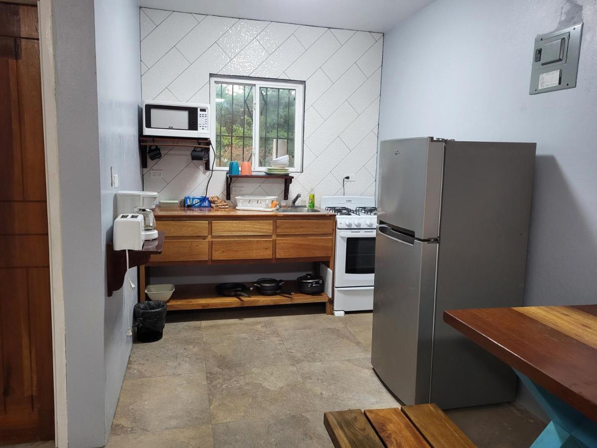 Rachel Land Apartment Caye Caulker Bagian luar foto