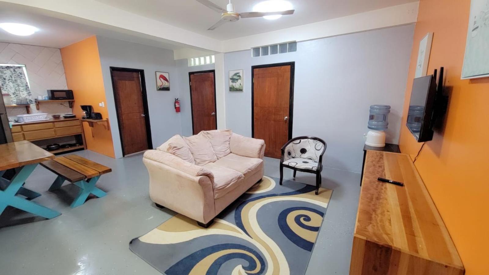 Rachel Land Apartment Caye Caulker Bagian luar foto